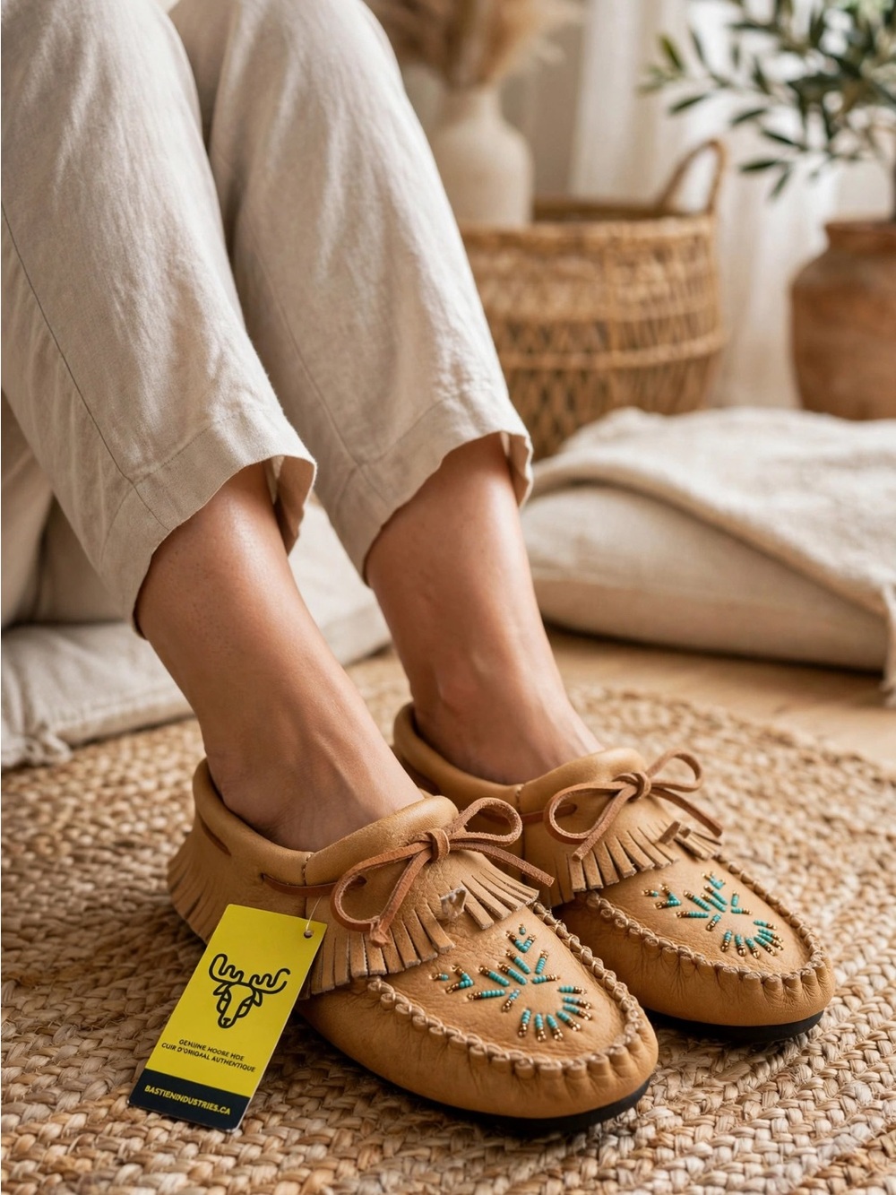 BASTIEN NWT Moose Hide Fringed Beaded Moccasins Womens 6 Tan Turquoise
